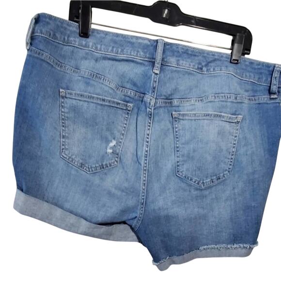 Torrid distressed 5 button rolled hem shorts plus size 20 - Picture 6 of 8